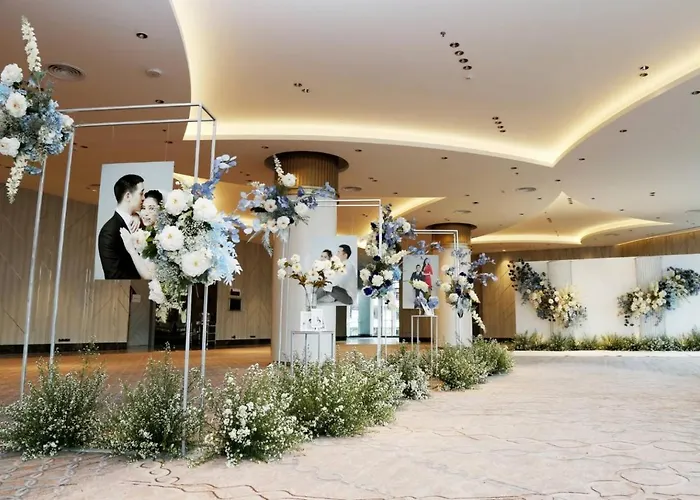 Отель Asawin Grand Convention 5*