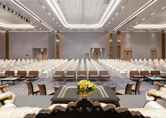 Asawin Grand Convention Отель Бангкок