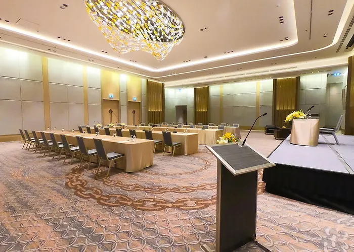 Отель Asawin Grand Convention